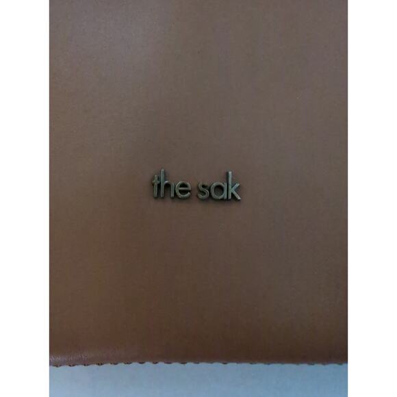 The Sak Teak Vachetta Leather Linden Crossbody Shoulder Handbag 9 x 12 x 1.5 - Picture 5 of 8